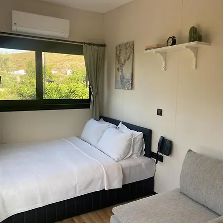 Hotel Tiny Town Kuyucak