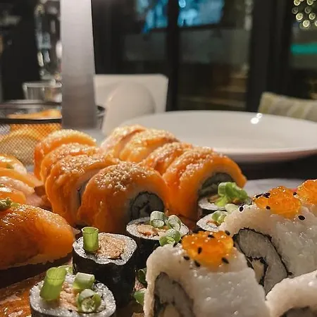 Tiny Town Kuyucak Hotel *