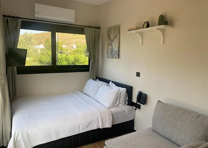 Hotel Tiny Town Kuyucak