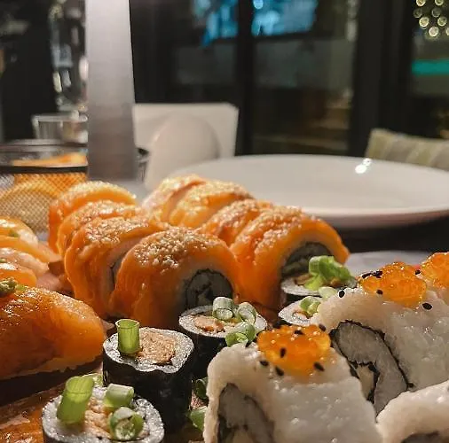 Tiny Town Kuyucak Hotel *